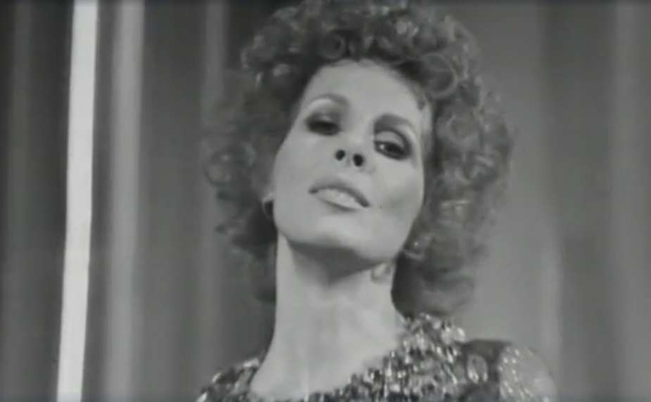 Ornella Vanoni nella quarta puntata di Canzonissima edizione 1971